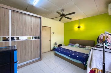 Jalan Spektrum U16 @ Taman Bukit Subang