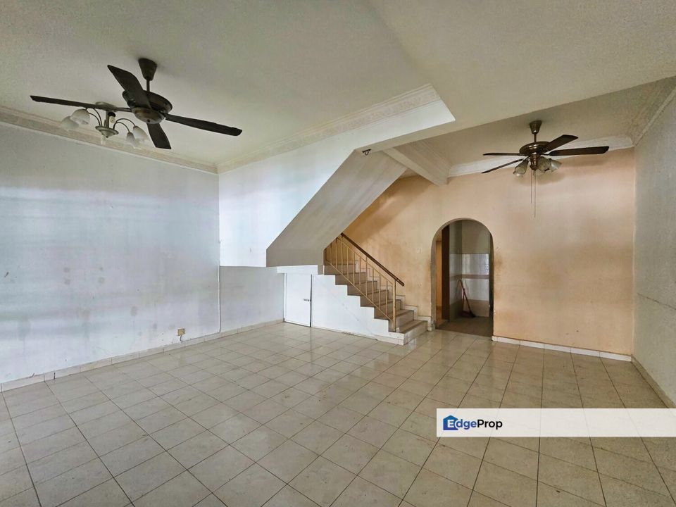 MURAH 🔥 Double Storey Terrace SP 3, Seri Pristana Saujana Utama, Selangor, Sungai Buloh