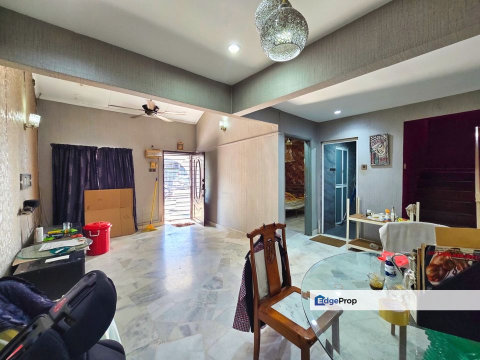FREEHOLD 🔥 1.5 Storey Terrace 24x65 USJ 2 Subang Jaya, Selangor, USJ