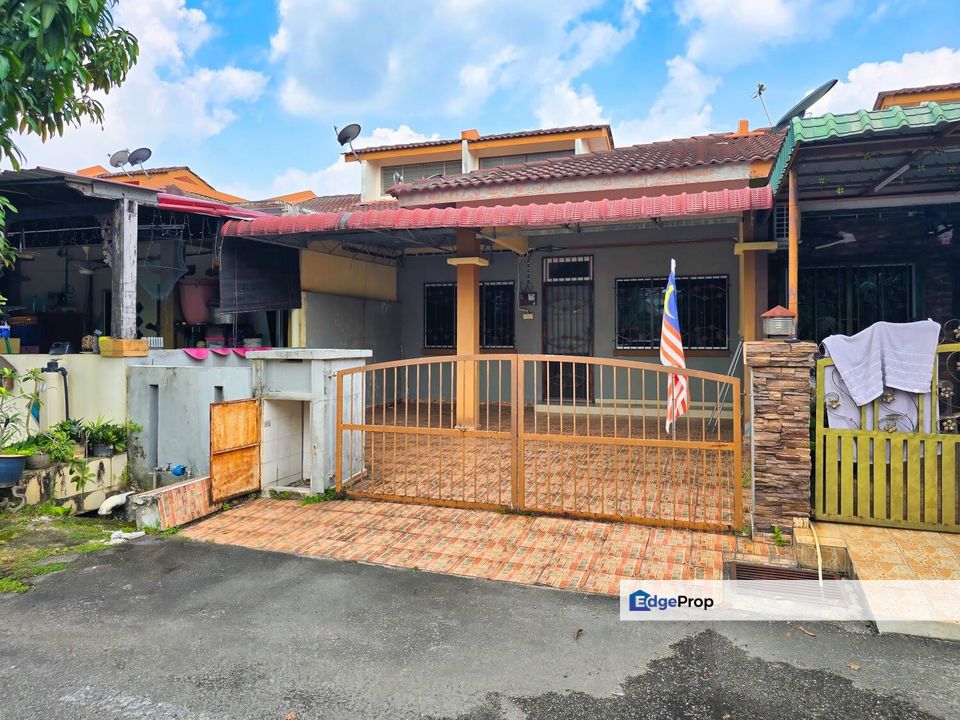 [FACING OPEN] 1 Storey Terrace Taman Bunga Raya Salak Tinggi Sepang, Selangor, Sepang