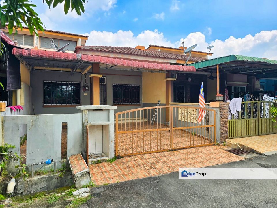 [FACING OPEN] 1 Storey Terrace Taman Bunga Raya Salak Tinggi Sepang, Selangor, Sepang