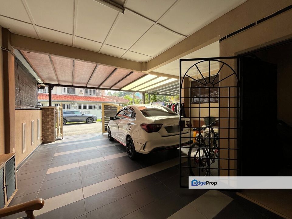 RENOVATED 2.5 Storey Terrace Seksyen 4 Tambahan Bandar Baru Bangi, Selangor, Bangi