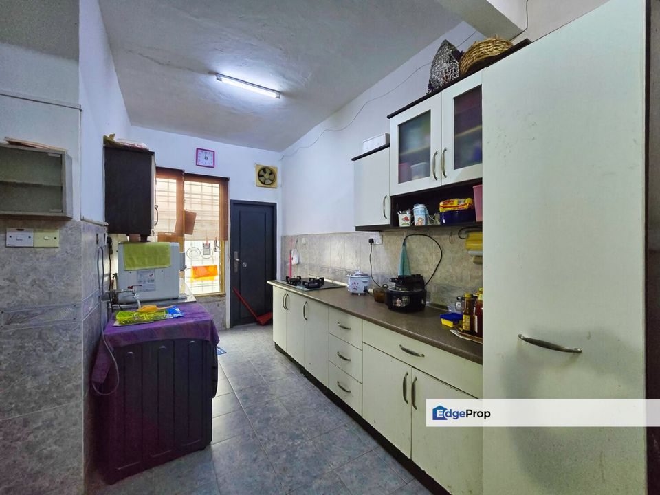 RENOVATED Double Storey Terrace Taman Templer Suasana Rawang, Selangor, Rawang