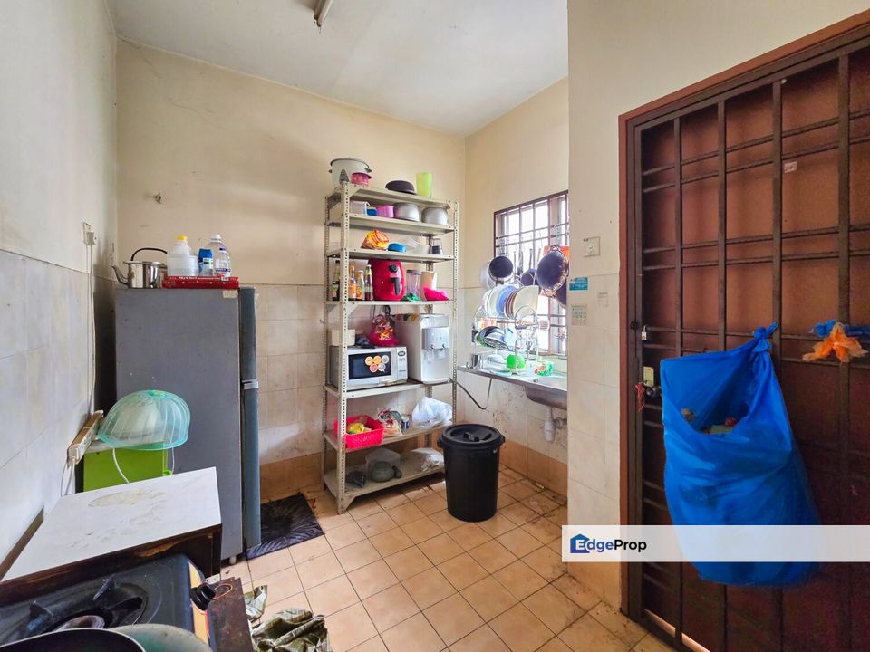 END LOT Double Storey Terrace Jalan Selasih Cahaya Alam Shah, Selangor, Shah Alam