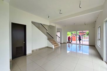 Taman jenderam Damai