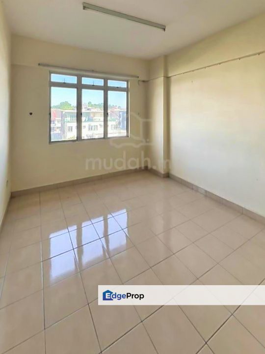 Putra Intan Kondominium, Dengkil Selangor, Selangor, Dengkil