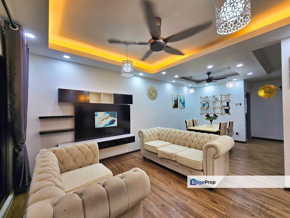 RENOVATED Double Storey Terrace Taman Langat Utama Banting, Selangor, Banting