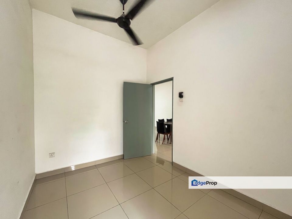 MURAH Double Storey Terrace Taman Impian Sutera 3 Seksyen 30 Shah Alam, Selangor, Shah Alam