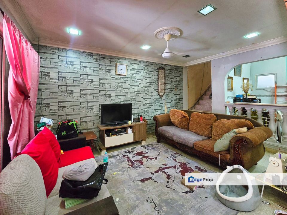 MURAH Double Storey Terrace Seksyen 11 Shah Alam, Selangor, Shah Alam