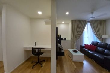 Arcoris Residences