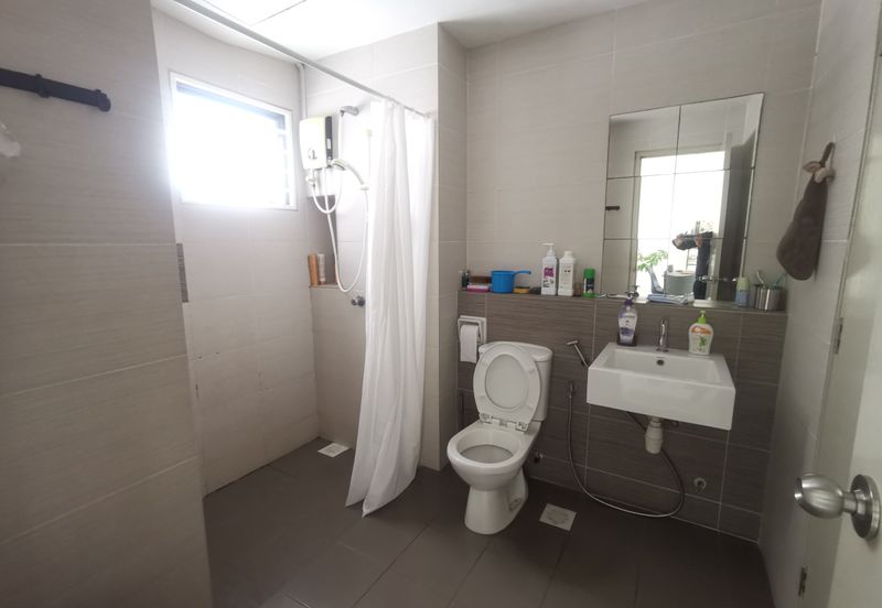 SetiaWalk R3 Solace Service Apartment