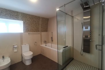 The Residence, Mont Kiara