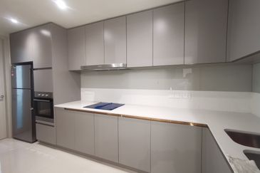 Residensi Solaris Parq