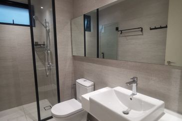 Residensi Solaris Parq