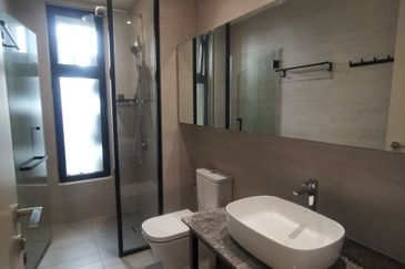 Residensi Solaris Parq