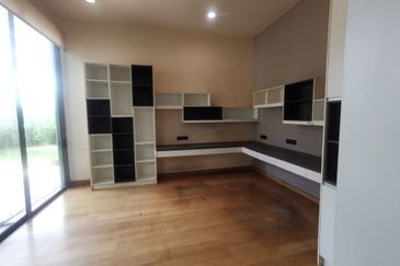 The Residence, Mont Kiara