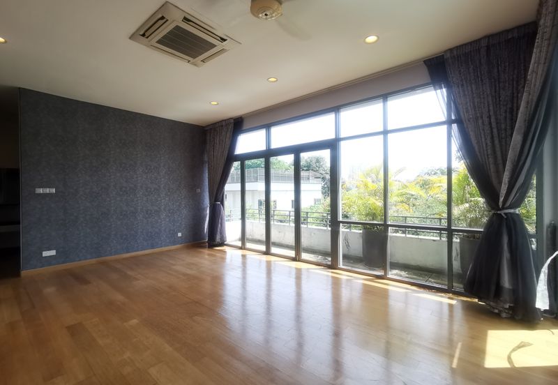 The Residence, Mont Kiara