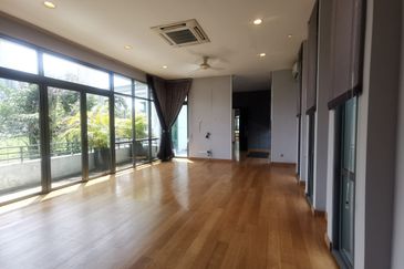 The Residence, Mont Kiara