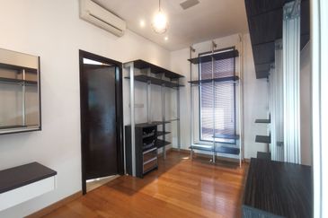 The Residence, Mont Kiara