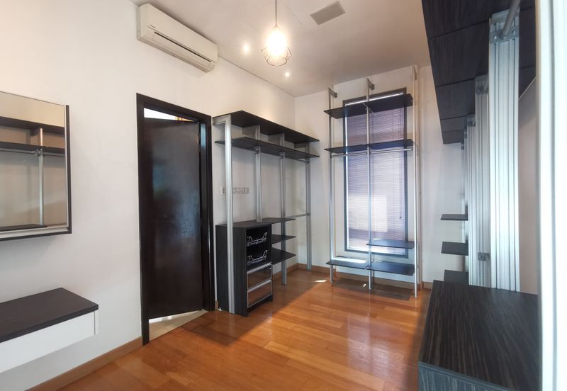 The Residence, Mont Kiara