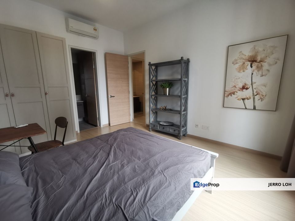 Trinity Pentamont Tastefully Furnished Corner Unit for Rent, Kuala Lumpur, Mont Kiara