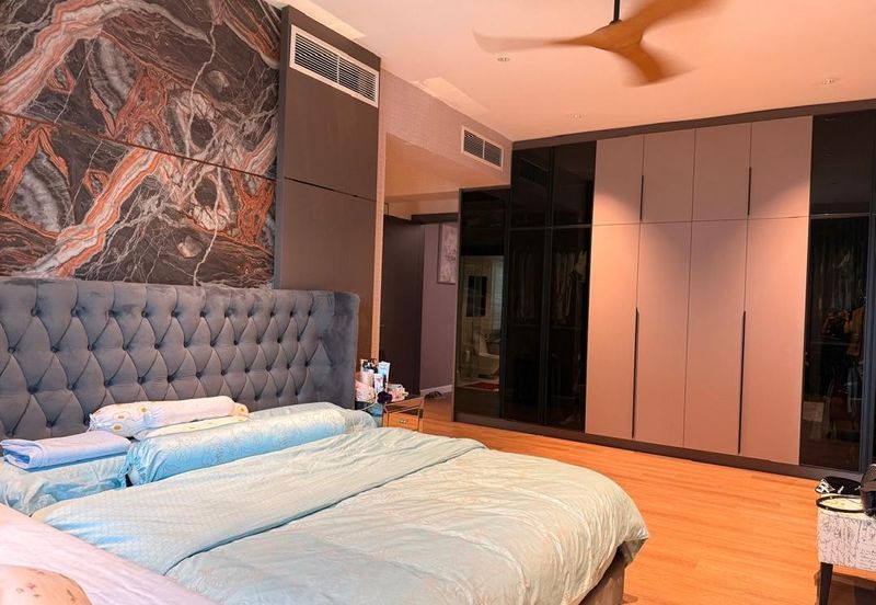 10 Mont Kiara (MK10)