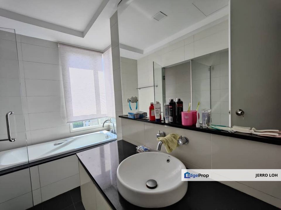 Kiaraville Good Condition Unit with Unblocked View For Sale, Kuala Lumpur, Mont Kiara