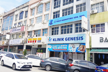 Jalan Kenari, Bandar Puchong Jaya