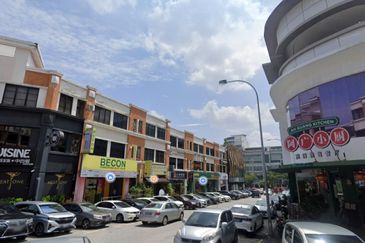 Jalan Kenari, Bandar Puchong Jaya