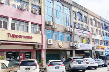 Jalan Kenari, Bandar Puchong Jaya