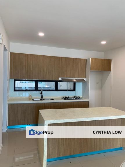 Paragon 3 for Sale ( High Floor & Forest Reserve View ) , Selangor, Puchong South