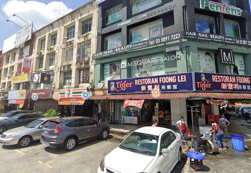 High Exposure Corner Shop @ Taman Wawasan Puchong