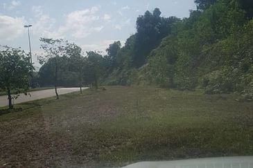 Bangi Taman University,UKM ( Jalan Ilmiah)