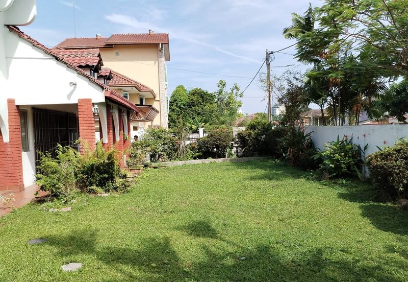 Taman Tun Dr Ismail (TTDI)