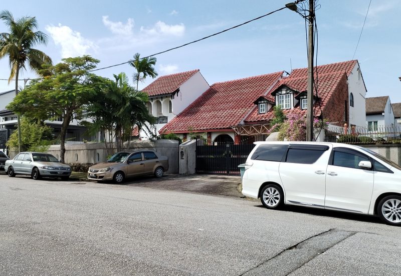 Taman Tun Dr Ismail (TTDI)