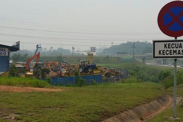 Rawang (near Rawang Country Homes) 5mins Rawang Toll