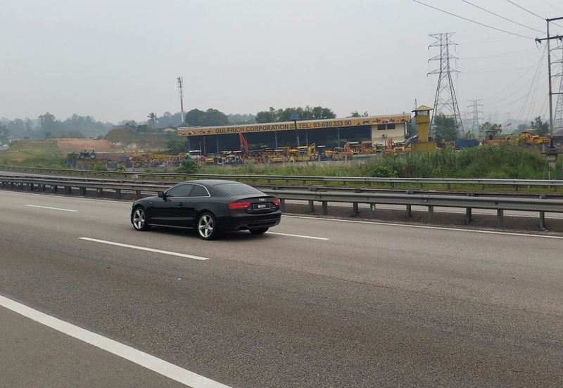 Rawang (near Rawang Country Homes) 5mins Rawang Toll
