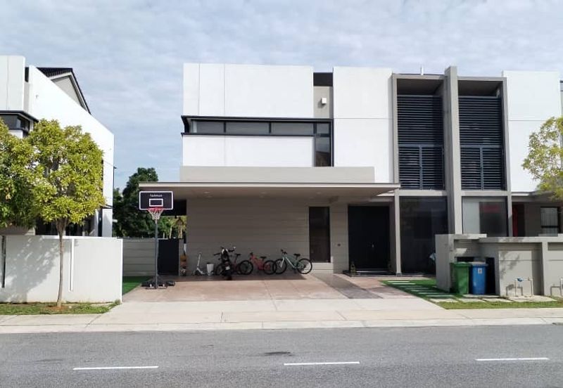 Dalia Residences @ Tropicana Aman