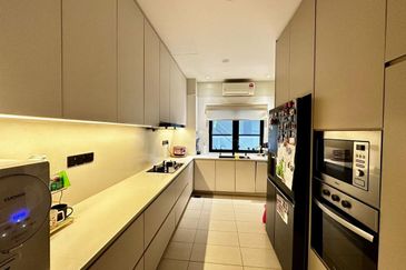 Dalia Residences @ Tropicana Aman