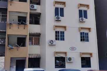 Subang Perdana Goodyear Court 5