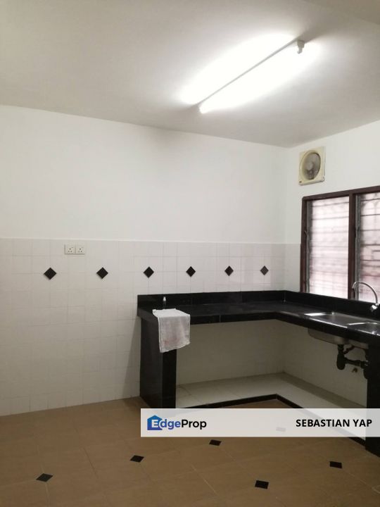 2 storey terrace house for rent in Taman Sri Watan, Ampang., Selangor, Ampang