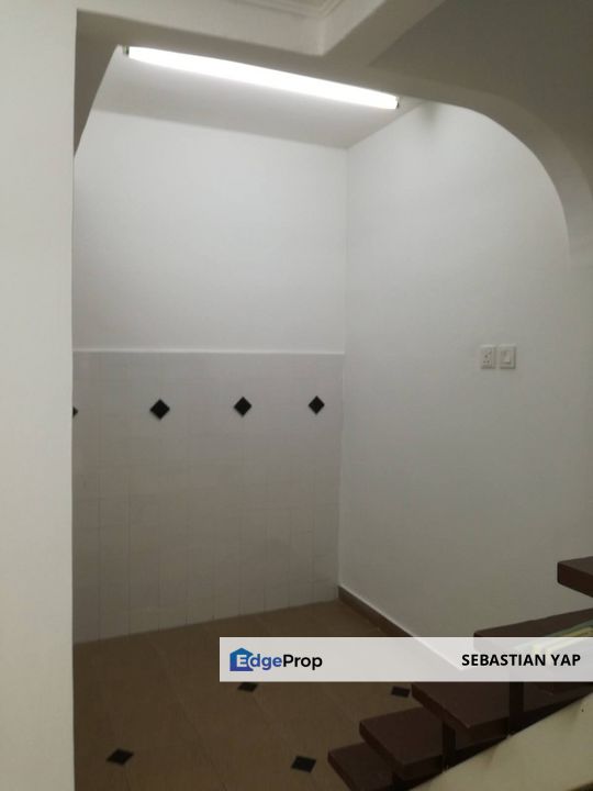 2 storey terrace house for rent in Taman Sri Watan, Ampang., Selangor, Ampang