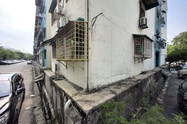 Taman Sungai Besi Indah