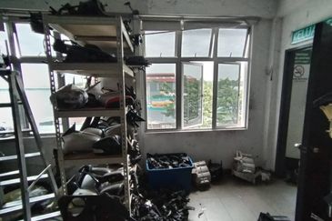 Jalan Bukit Kemuning