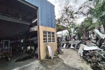 Jalan Bukit Kemuning