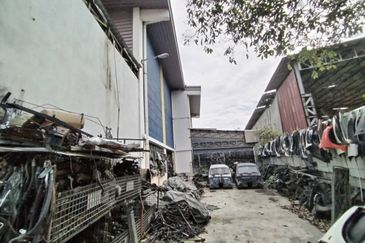 Jalan Bukit Kemuning