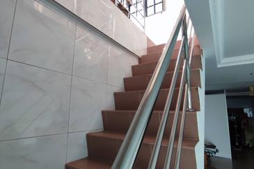 SL 3, Bandar Sungai Long