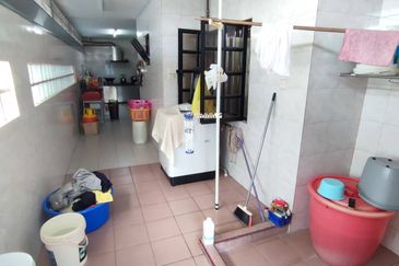 SL 3, Bandar Sungai Long