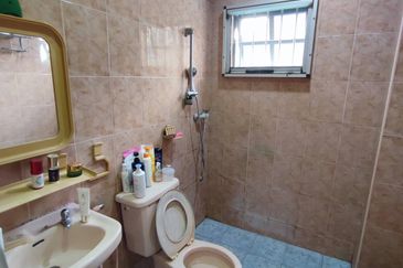 SL 3, Bandar Sungai Long