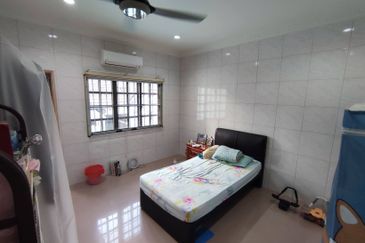 SL 3, Bandar Sungai Long